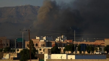 قوات التحالف تقصف قاعدة عسكرية في صنعاء