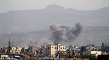 انفجارات عنيفة تهز صنعاء جراء غارات مقاتلات التحالف