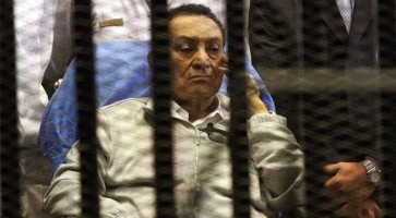 براءة مبارك تدفع رموز نظامه إلى البرلمان