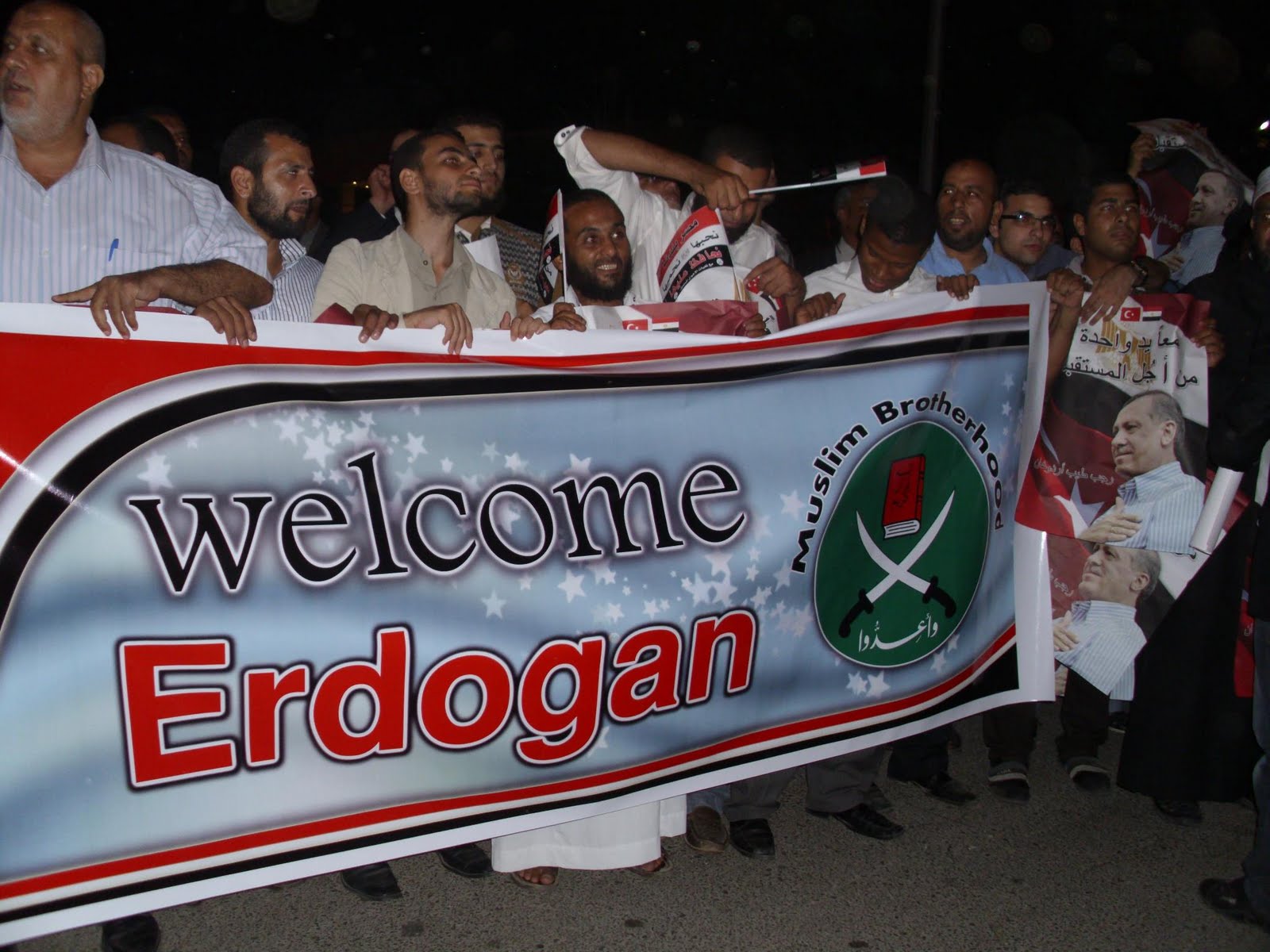 أسباب دعم الإخوان إنحرافات الرئيس التركي أردوغان