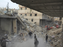 لوموند: استخدام أسلحة كيماوية غير قاتلة في سوريا 