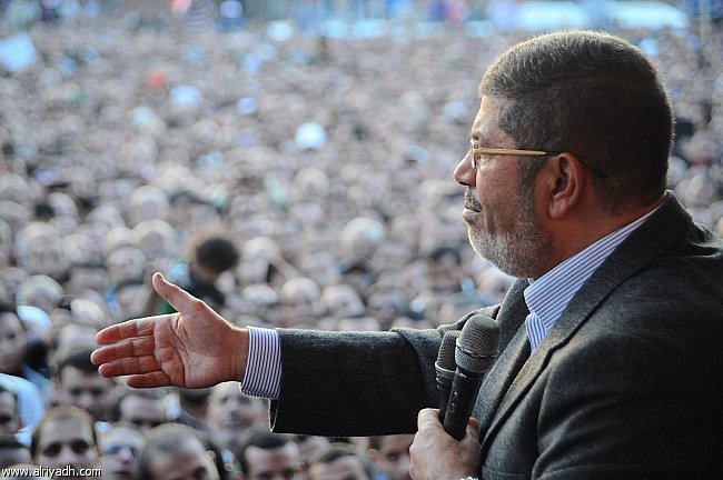 محمد مرسي يطلب من الجيش سحب انذاره