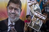 القضاء المصري يجدد حبس مرسي 15 يومًا 