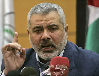 هنية ينفى إبرام صفقة مع مرسي بشأن سيناء