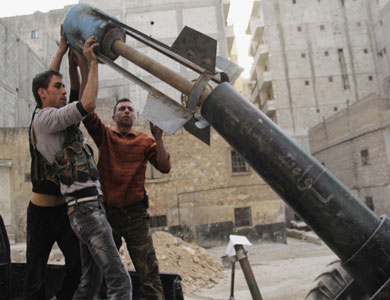 مقاتلو المعارضة يسيطرون على مدينة استراتيجية في جنوب سوريا