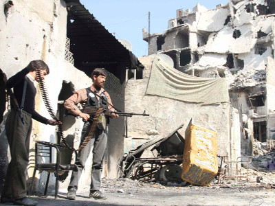 وقف الدعم ومحاولات الاختراق تهدد الجيش السوري الحر 