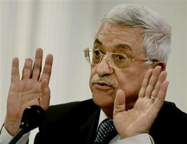 عباس : لا نستطيع اتهام إسرائيل بقتل عرفات