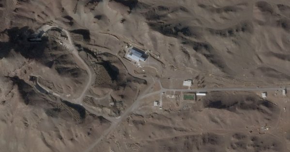 النووي والبالستي.. تقرير يكشف بنك الأهداف الأميركي في إيران