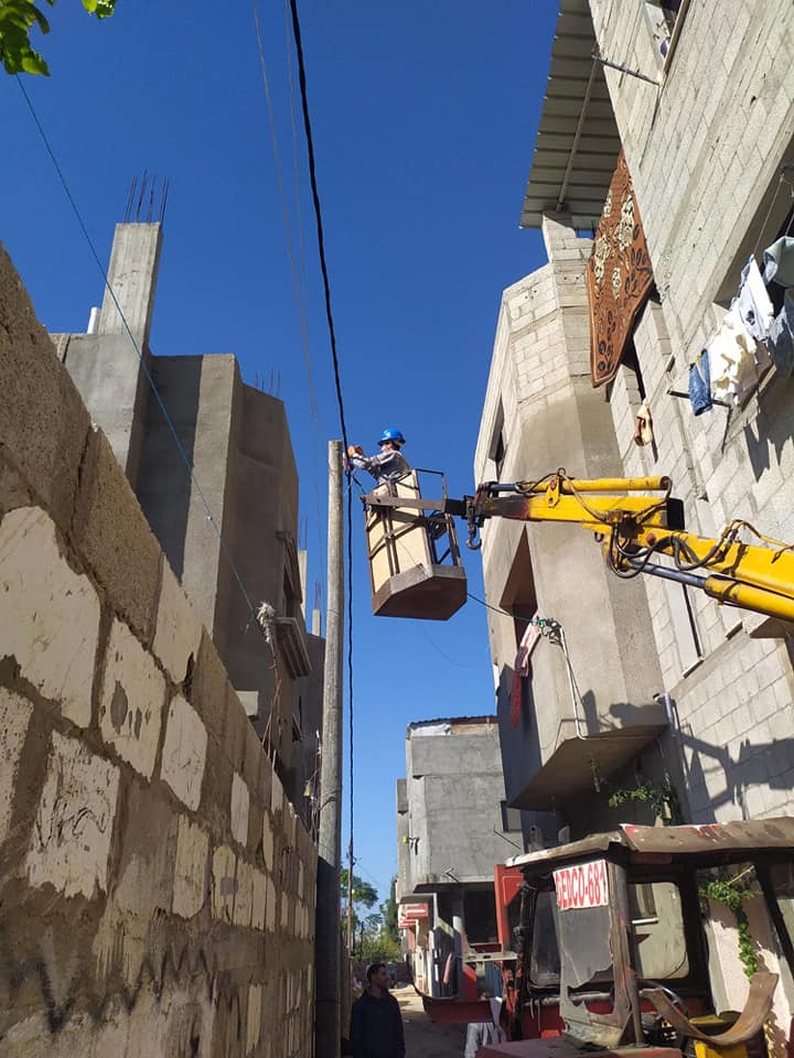 الاحتلال يمنع صيانة خطوط كهرباء غزة وإدخال الوقود لمحطة التوليد