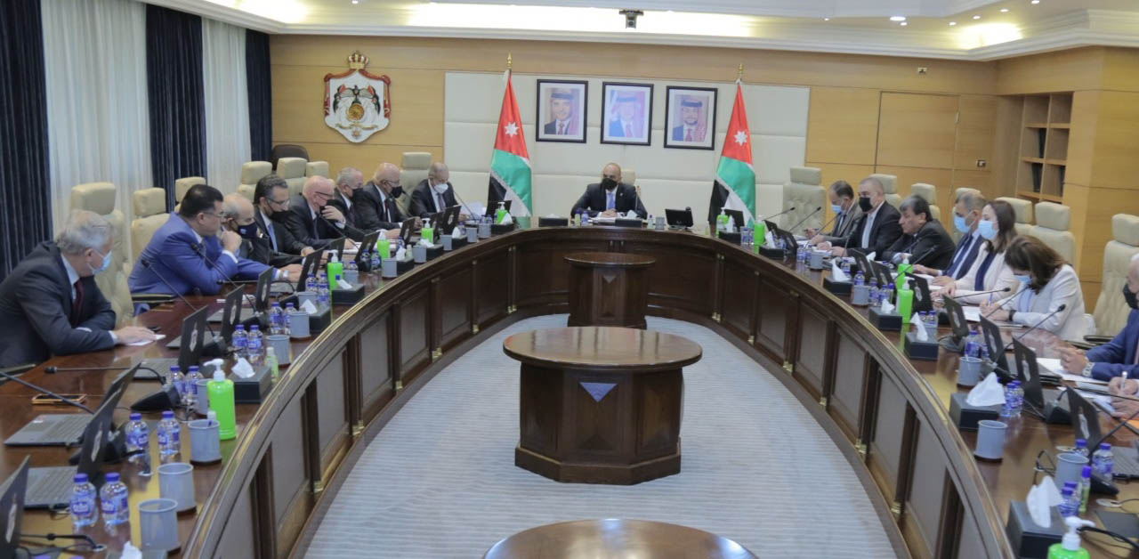 مجلس الوزراء يوافق على اعفاء شركات القطاع البحري عن فترة الإغلاق خلال 2021