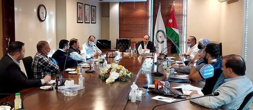 4 أيام تخفيضات على الملابس والاحذية بدلًا من الجمعة البيضاء