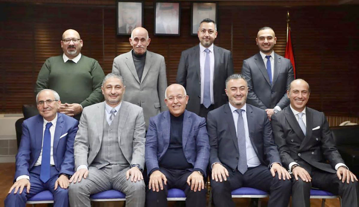 الخطيب رئيسا للنقابة اللوجستية الأردنية