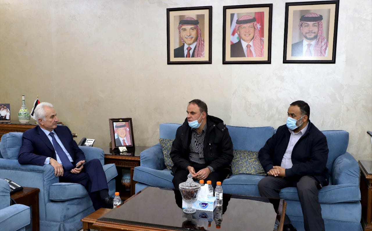 التربية تؤكد اهتمامها بفئة المكفوفين وذوي الإعاقة من الطلبة والكوادر الإدارية والتعليمية