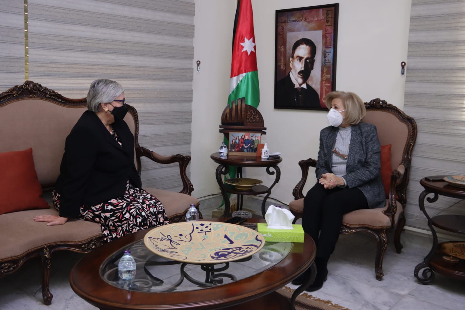 النجار والسفيرة الكندية تبحثان تطوير التبادل الثقافي