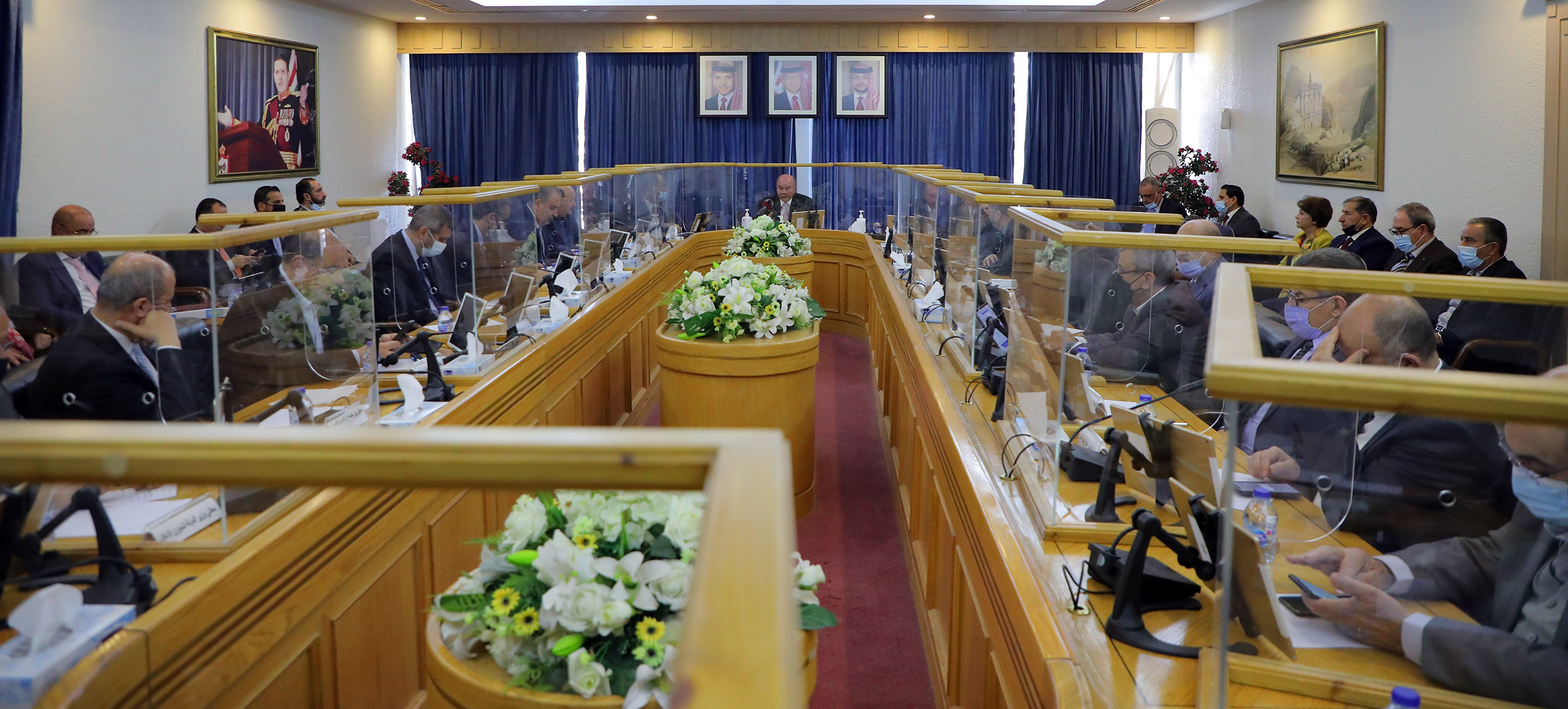 مالية الأعيان تقر مشروعي الموازنة العامة والوحدات الحكومية