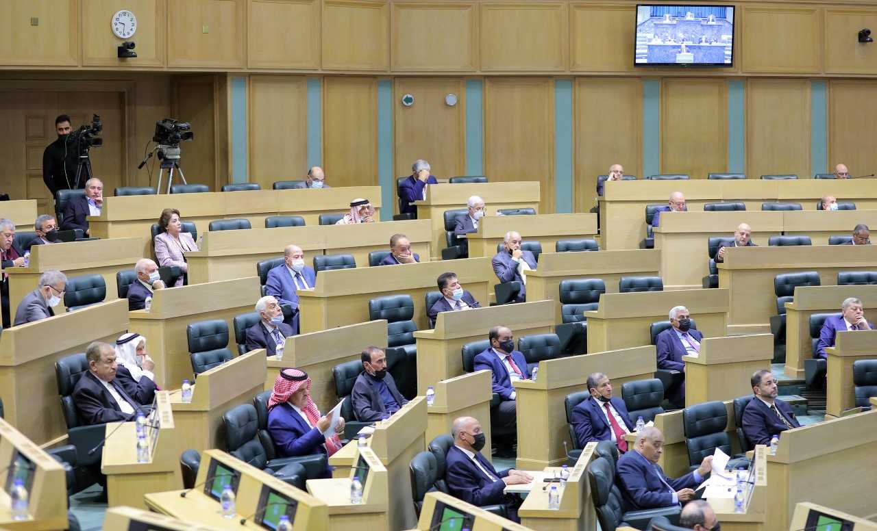 الاعيان يواصل في جلسة مسائية مناقشة موازنة 2022