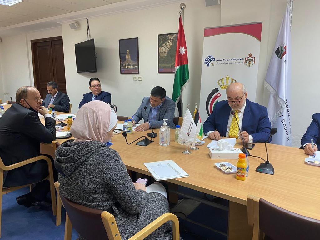 الاقتصادي والاجتماعي: تحديات قطاع النقل تحتاج مشاركة جميع الجهات لمواجهتها