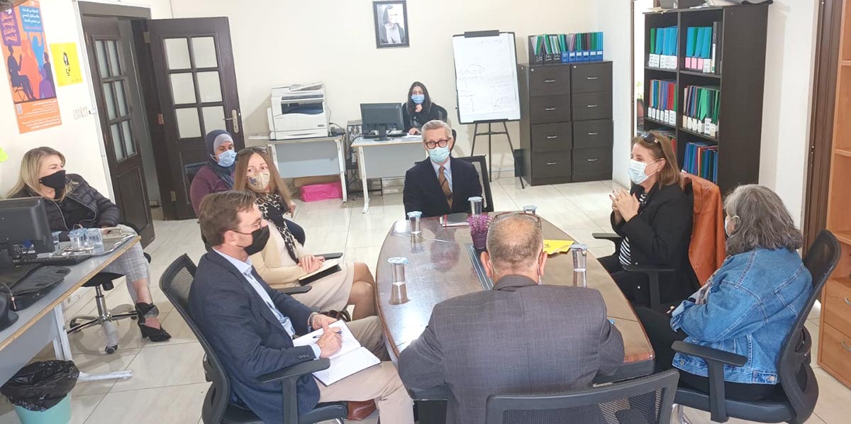 السفير النرويجي يزور اتحاد المرأة الأردنية