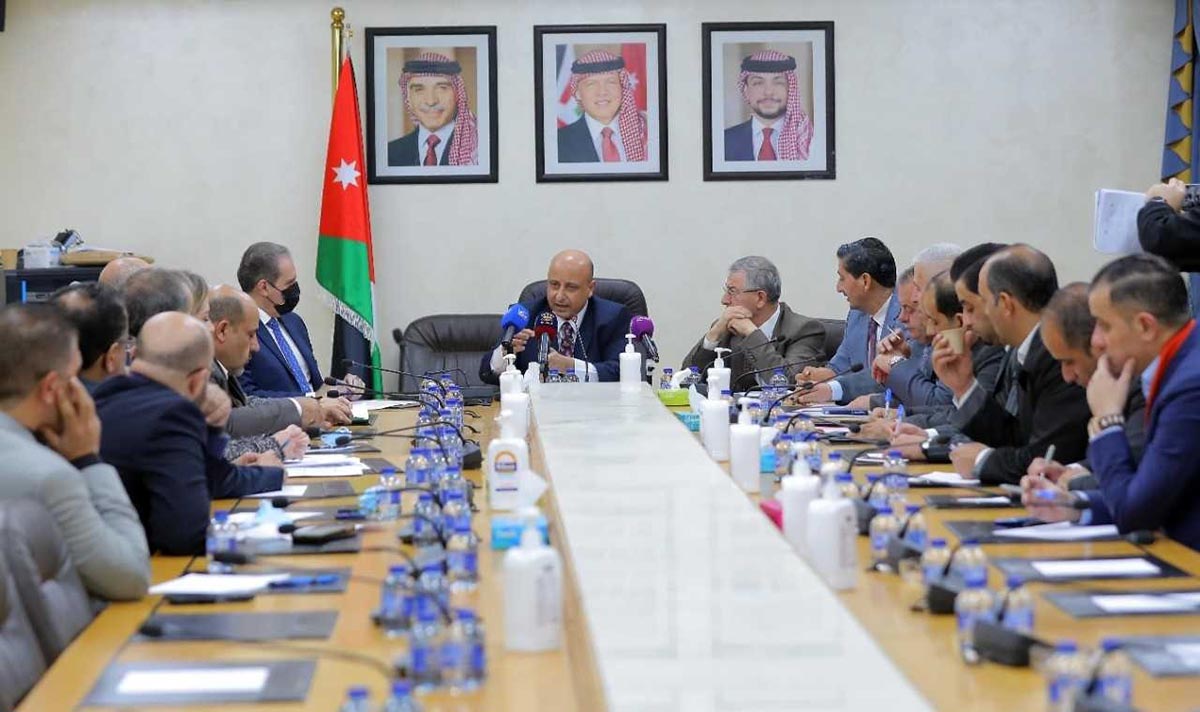 الصحة النيابية تطالب بمعايير واضحة بشأن ابتعاث الأطباء