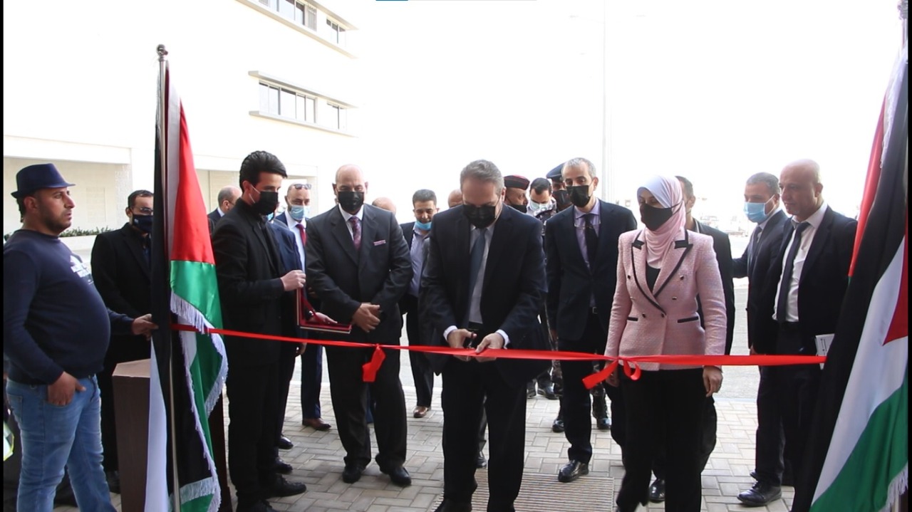 وزير الصحة يفتتح المرحلة التشغيلية الأولى لعيادات وطوارئ مستشفى الطفيلة الحكومي