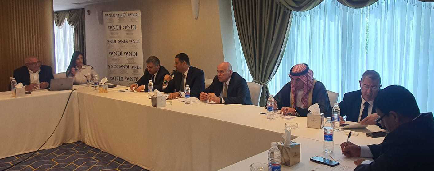 التيار الديمقراطي النيابية تنظم جلسة حوارية حول البيئة الاستثمارية