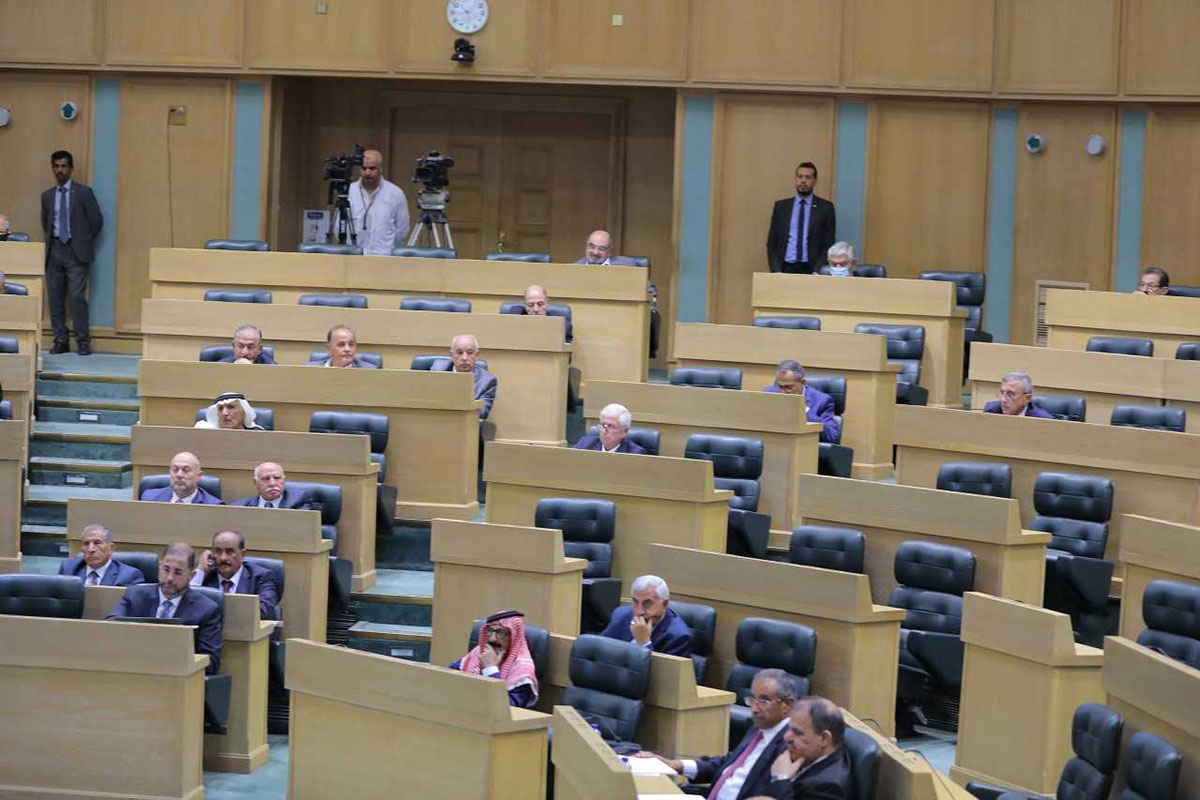 الأعيان يقر قانوني الوطني لحقوق الإنسان وضريبة المبيعات