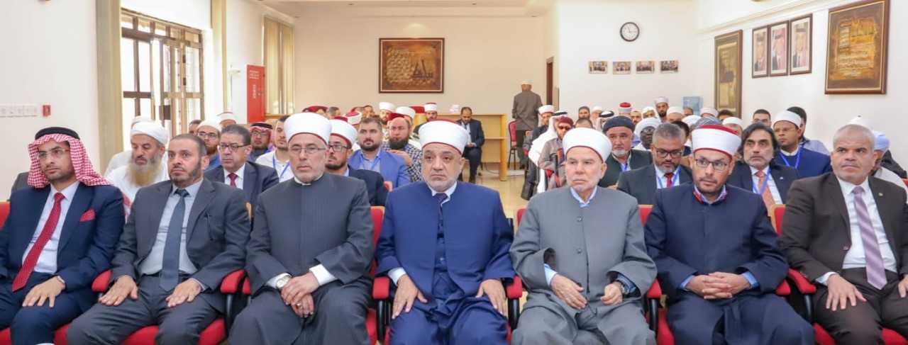 الخلايلة يفتتح دورة دولية لشرح مضامين رسالة عمان