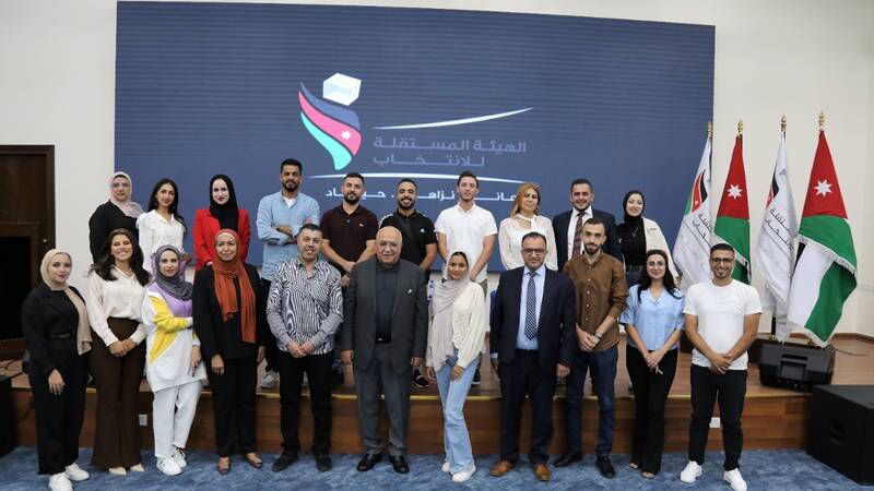 وفد من راصد فلسطين يزور المستقلة للانتخاب