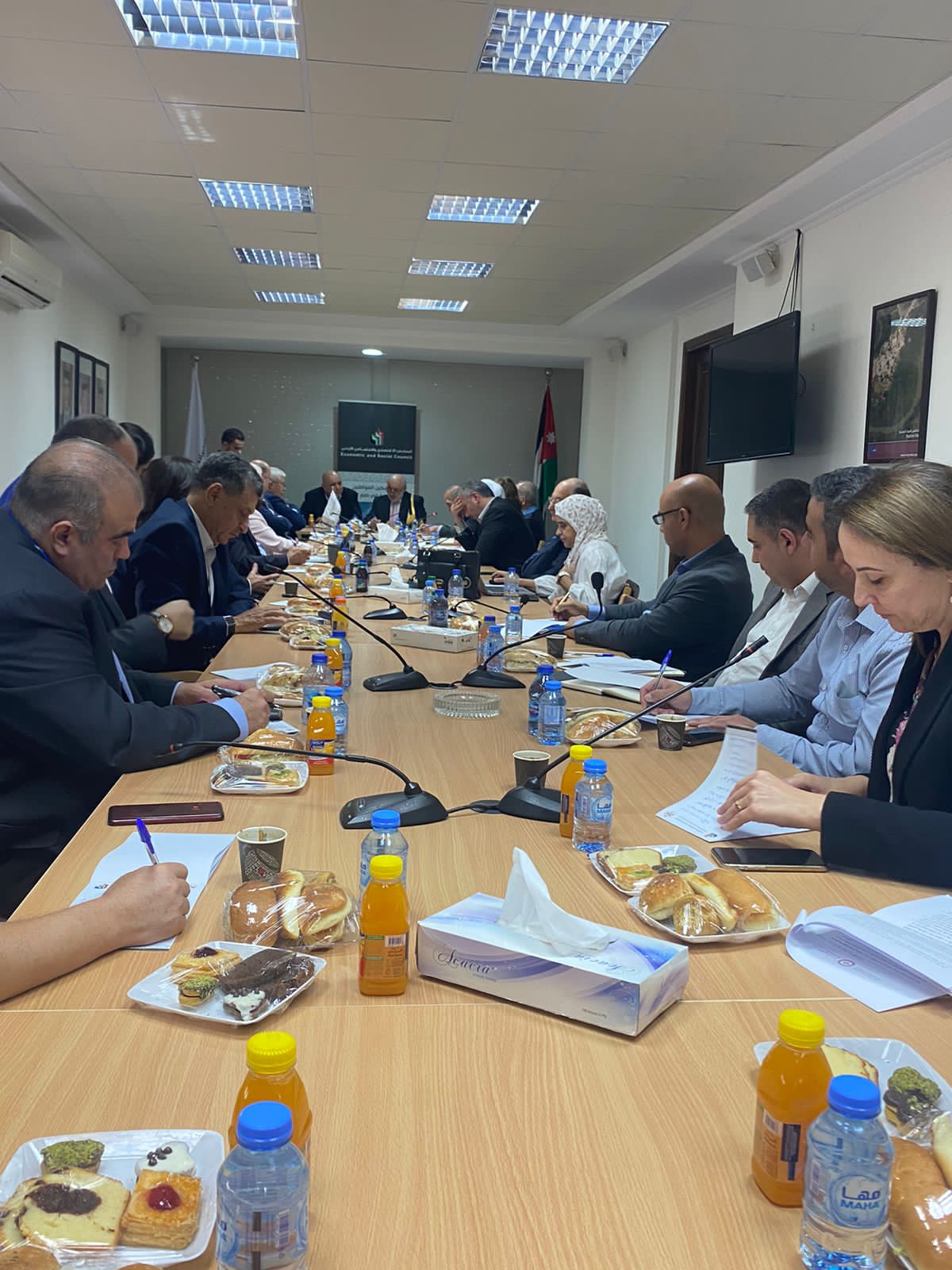 الاقتصادي والاجتماعي يناقش الخدمات الحكومية ضمن خطة تطوير القطاع العام