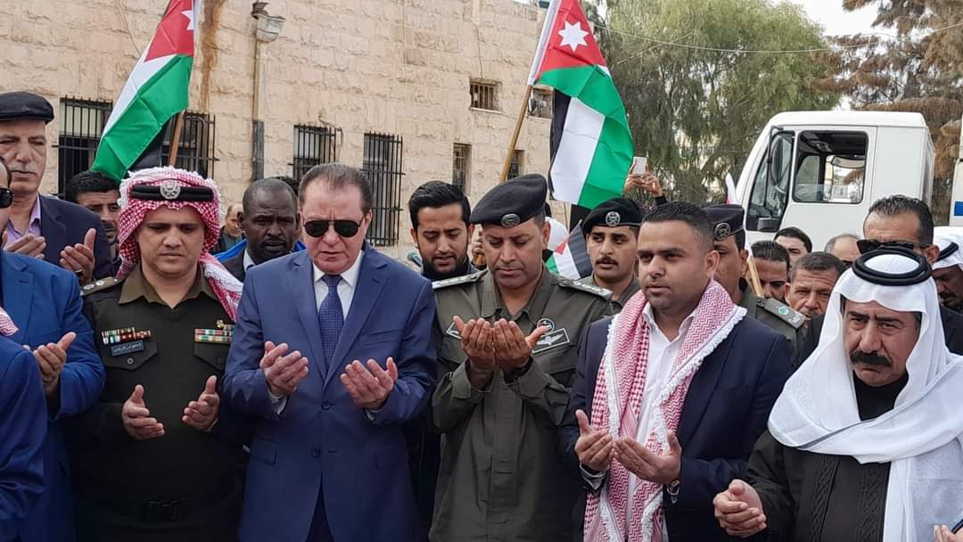 وقفة تضامنية في الجيزة مع أهالي الشهداء والأجهزة الأمنية