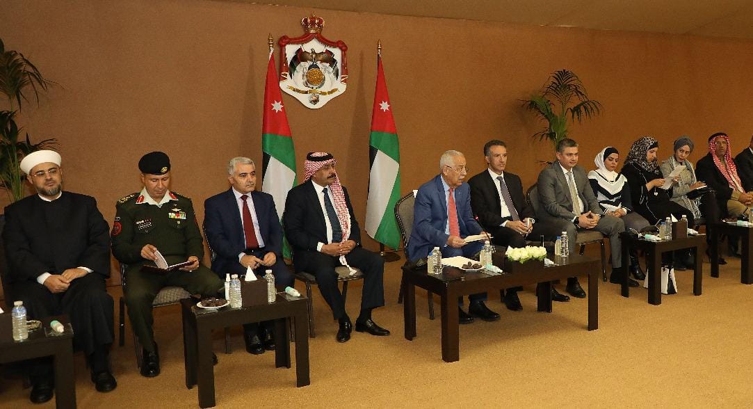 تنفيذا للتوجيهات الملكية، العيسوي يستكمل لقاءات وجهاء وممثلي العقبة