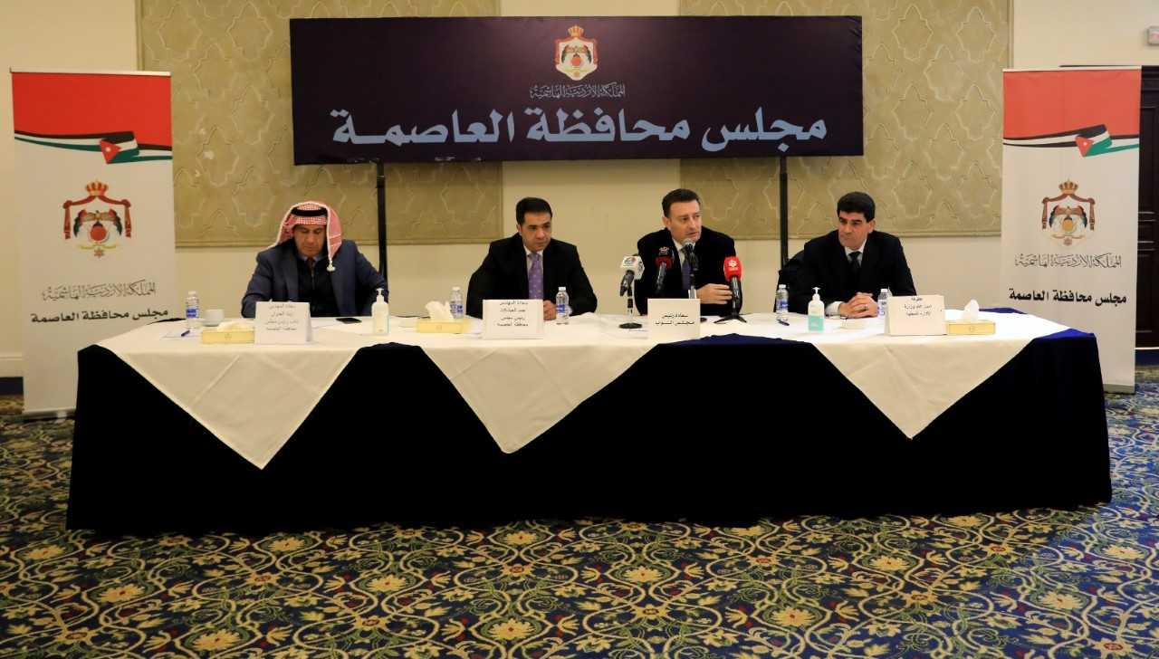 الصفدي يلتقي رؤساء مجالس المحافظات