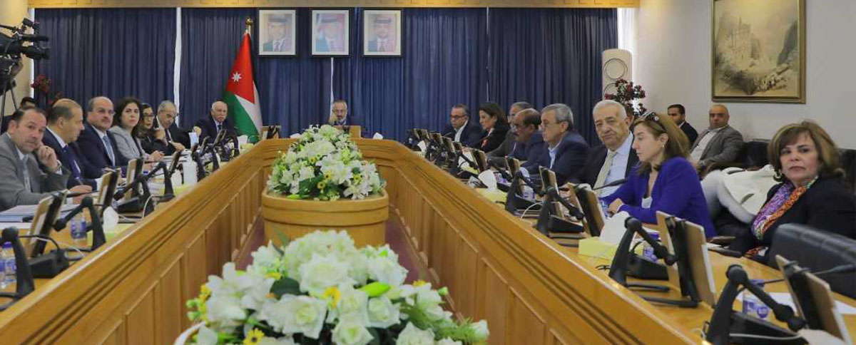 خدمات الأعيان تتابع تنفيذ خطط عمل وزارة الأشغال