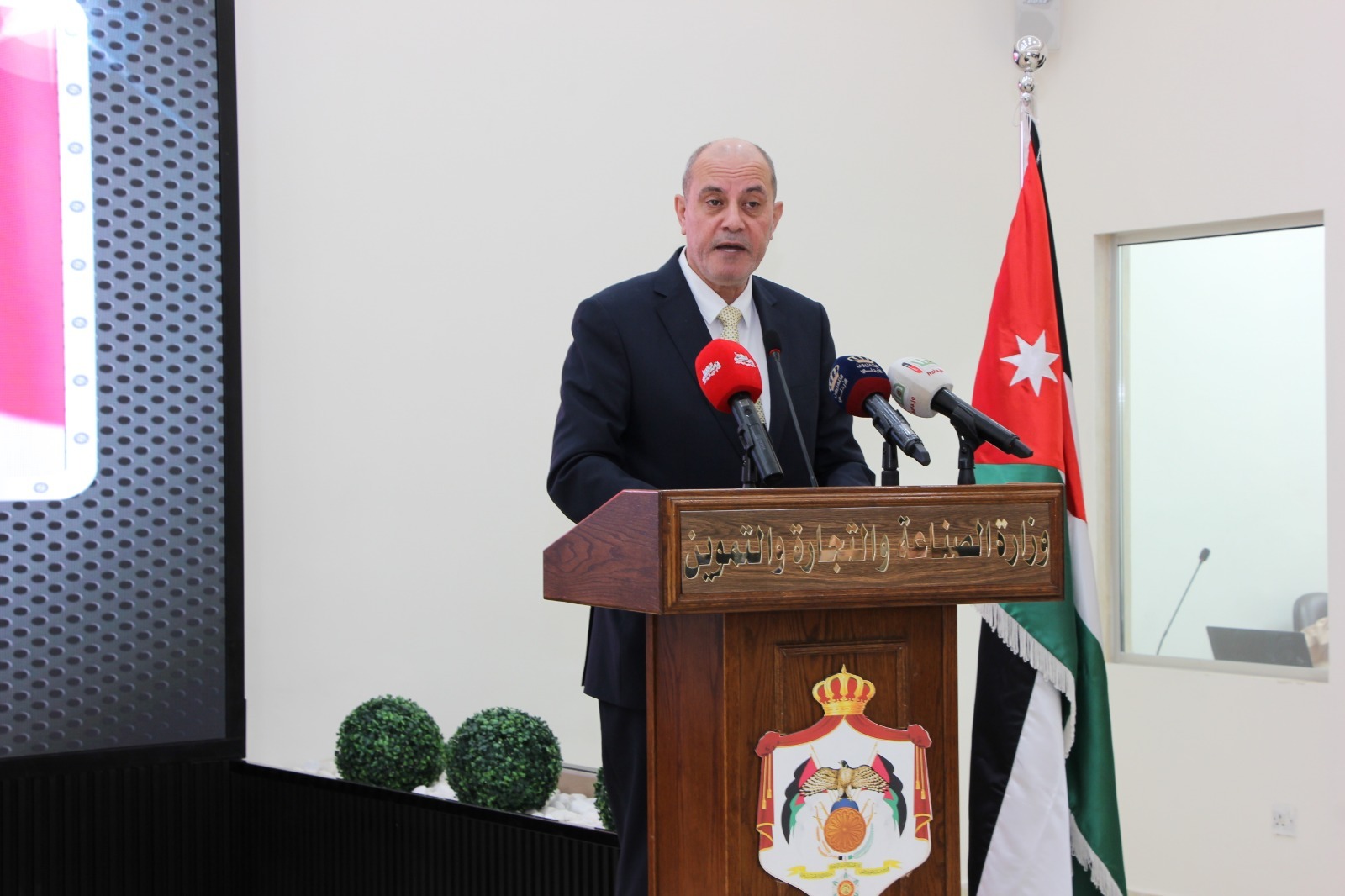 الصناعة والتجارة تطلق الاستراتيجية الوطنية للتصدير