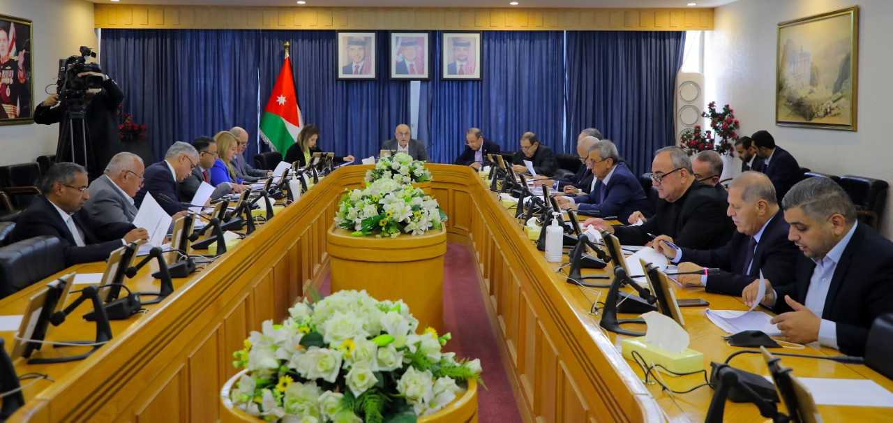 مالية الأعيان تواصل مناقشة مُعدل الشركات