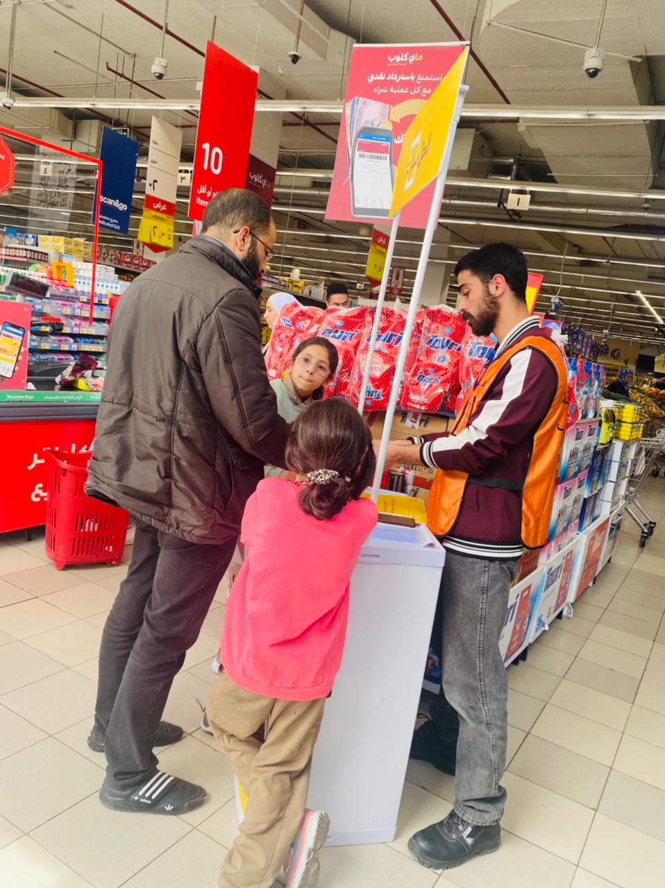 “المستقلة للانتخاب” تطلق حملة توعوية في المراكز التجارية