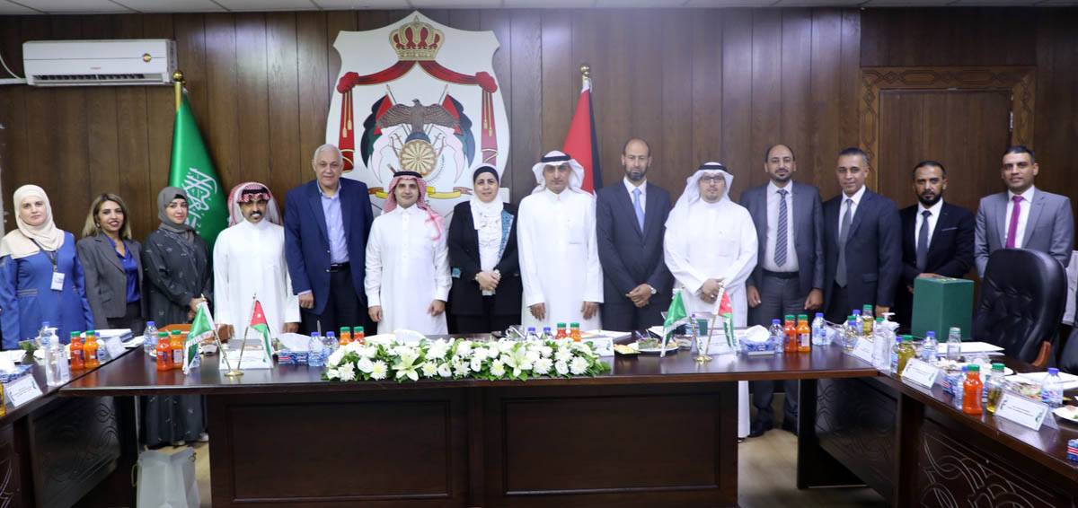 وفد سعودي يزور وزارة العمل وهيئة تنمية المهارات