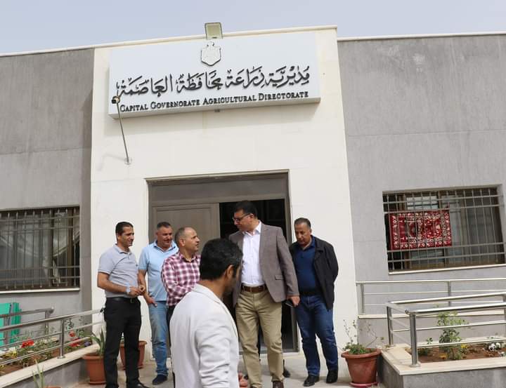 وزير الزراعة يتفقد مديرية زراعة العاصمة
