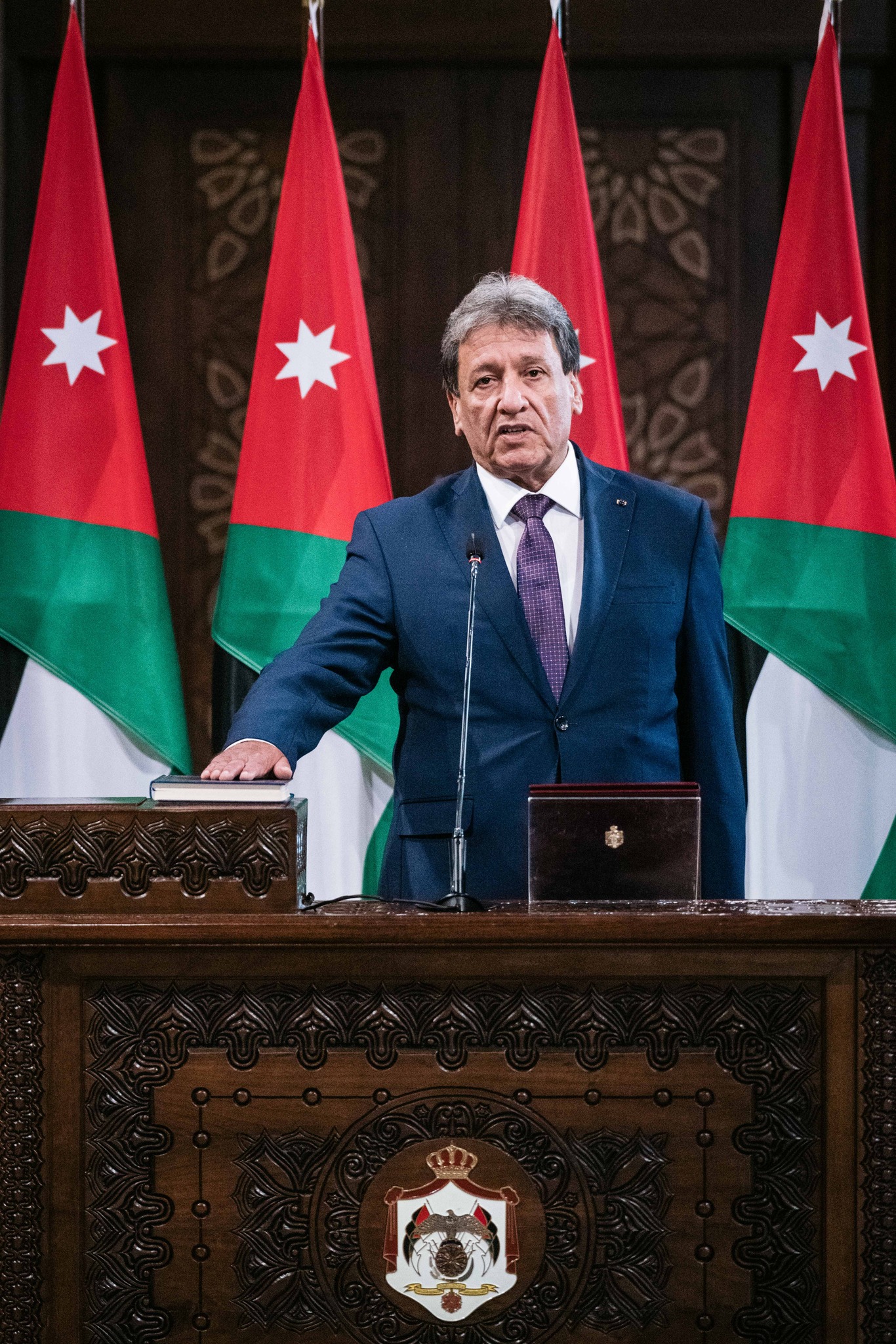 عزايزة يؤكد أهمية دور مؤسسات المجتمع المحلي في تطوير الحياة السياسية