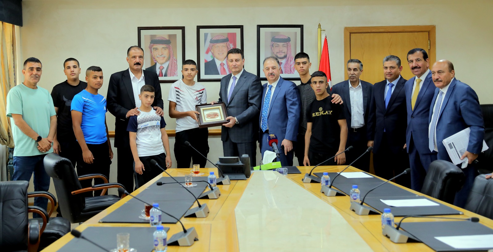 رئيس مجلس النواب يستقبل وفدا من أبناء شهداء جنين