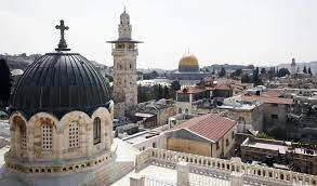 الكنائس الكاثوليكية في القدس تطلق نداء لوقف الاعتداء على مقدسات المسيحيين