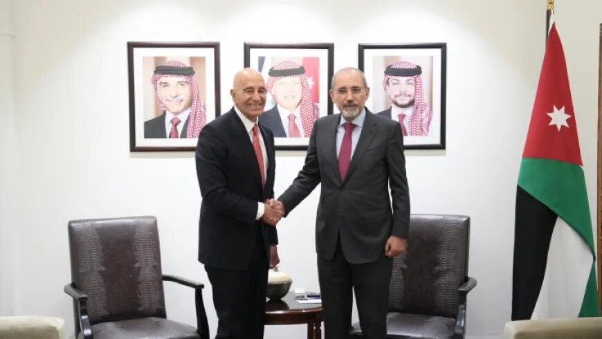 لقاء براك والصفدي.. حلب والسويداء في صلب النقاش