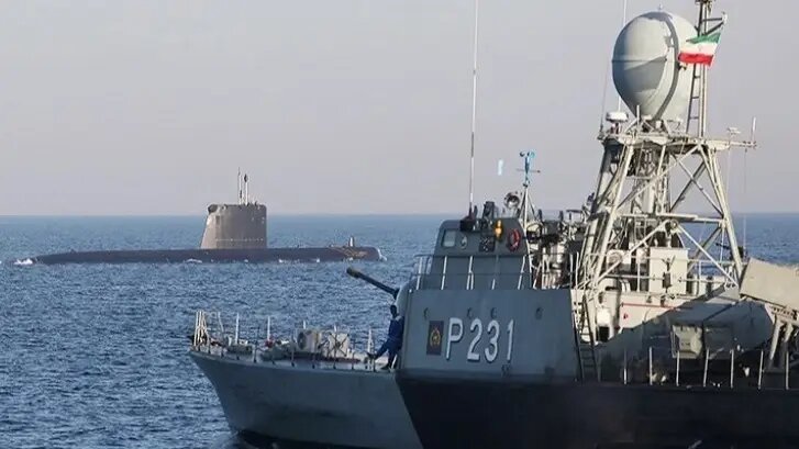 إيران تطلق مناورات “‌التحكم ‌الذكي” في مضيق هرمز