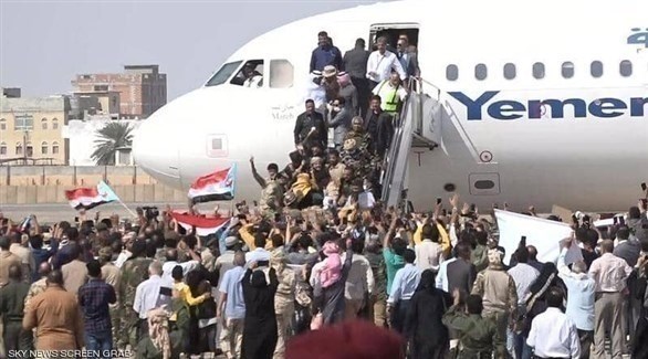 10 قتلى وعشرات الجرحى في انفجارات في مطار عدن لحظة وصول وفد الحكومة اليمنية