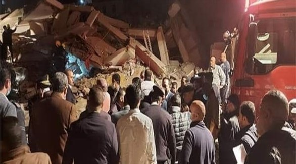 5 قتلى في انهيار عقار شرق القاهرة واستمرار البحث عن ضحايا
