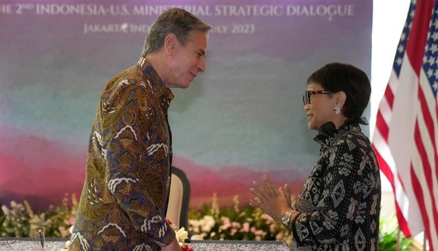 بلينكن يدعو جيش ميانمار إلى وقف العنف