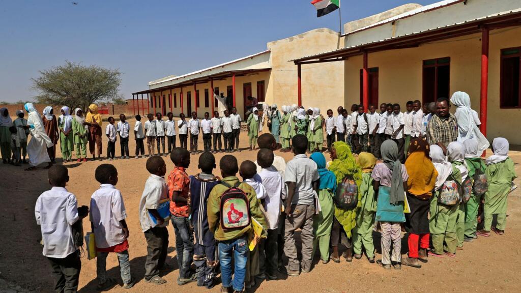 السودان.. مدارس بلا مياه و8 ملايين طفل محرومون من التعليم