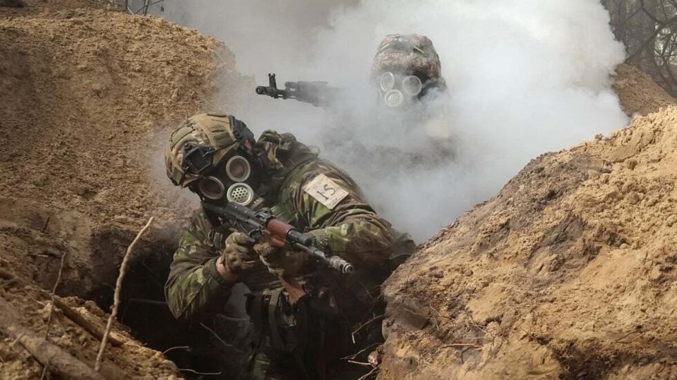 واشنطن تتهم روسيا باستخدام “سلاح كيميائي” ضد القوات الأوكرانية