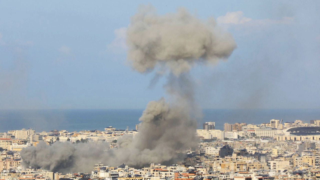 غارات إسرائيلية عنيفة تستهدف الضاحية الجنوبية في بيروت