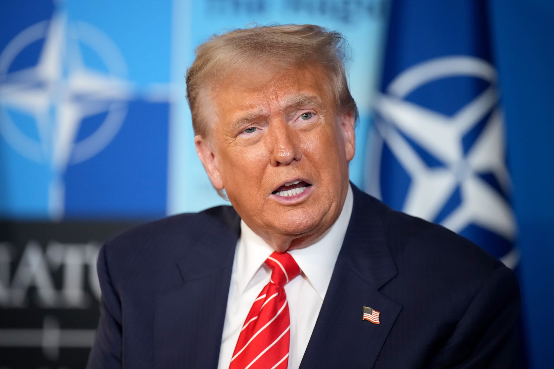 ترامب: “الناتو” يرغب الآن في المساعدة بتأمين مضيق هرمز